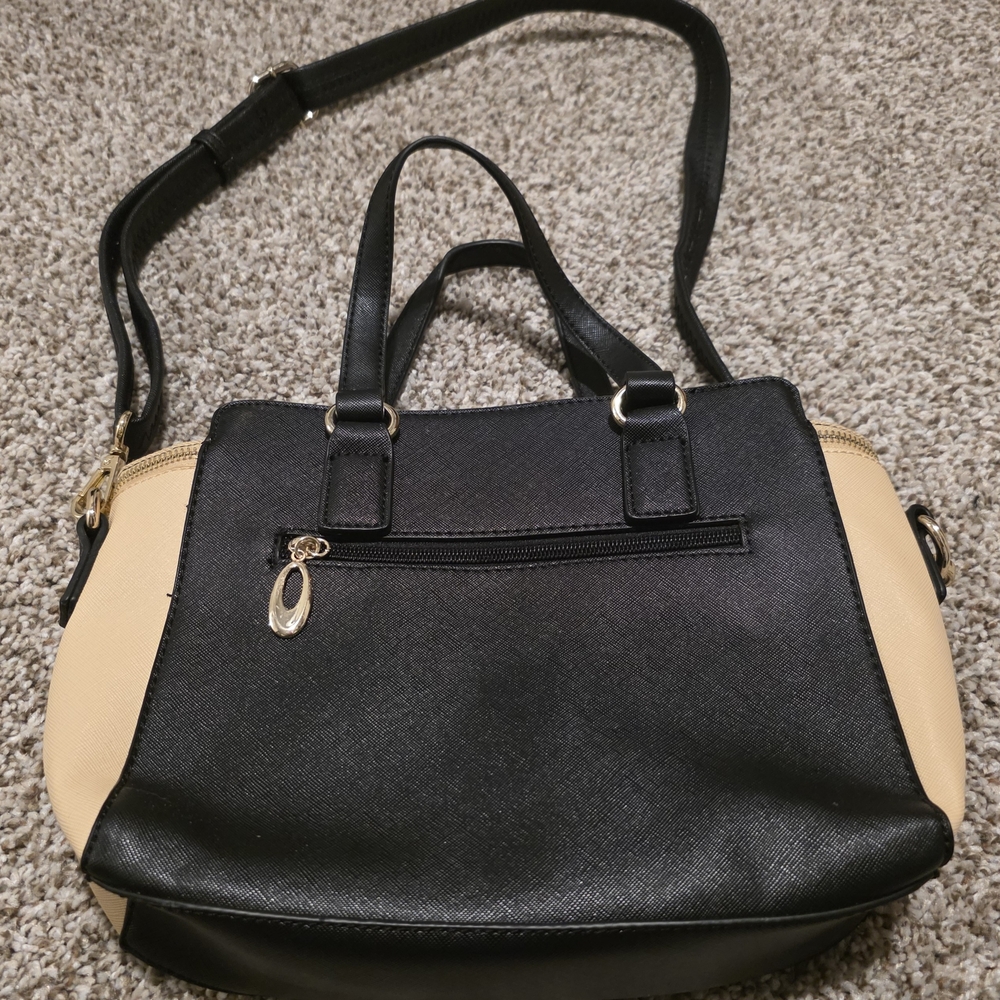 Elegant Black and Tan Women's Handbag